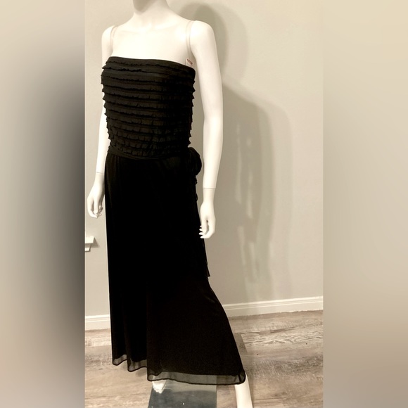 Connected Apparel Black Women's Jumpsuit Size-M Stunning cocktail jumpsuit. New - Picture 2 of 8